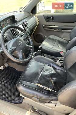 Позашляховик / Кросовер Nissan X-Trail 2005 в 
