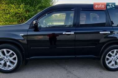 Позашляховик / Кросовер Nissan X-Trail 2012 в 