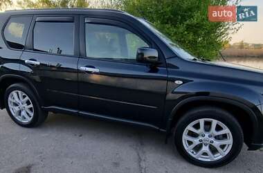 Позашляховик / Кросовер Nissan X-Trail 2012 в 