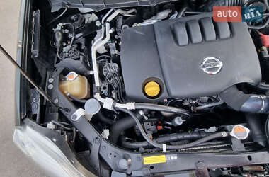 Позашляховик / Кросовер Nissan X-Trail 2012 в 
