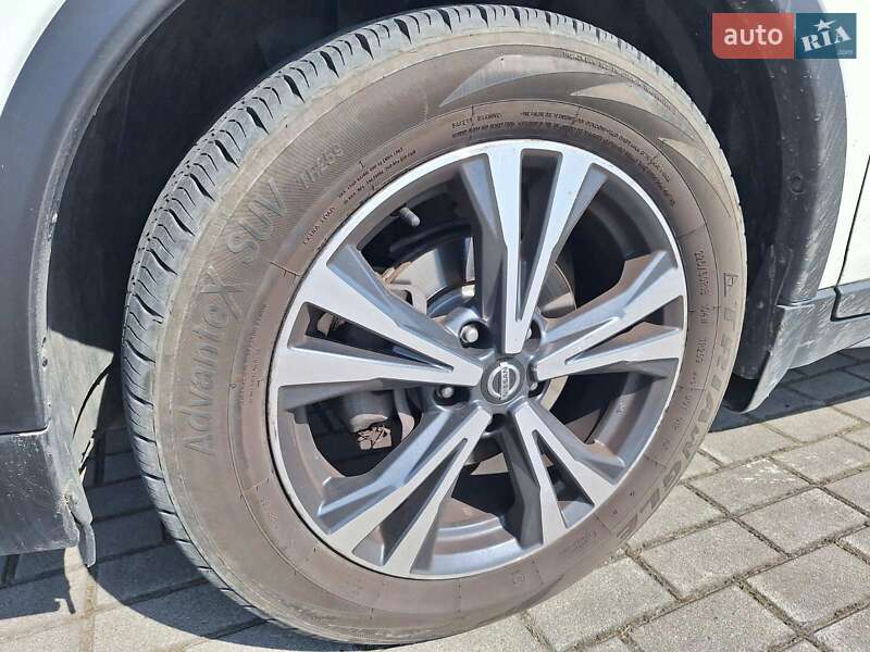 Позашляховик / Кросовер Nissan X-Trail 2018 в Львові