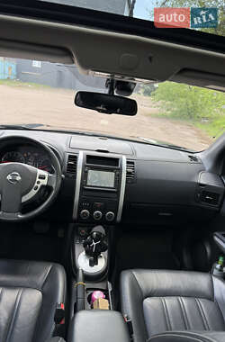Внедорожник / Кроссовер Nissan X-Trail 2012 в 