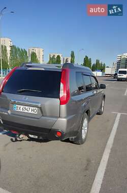 Внедорожник / Кроссовер Nissan X-Trail 2013 в 