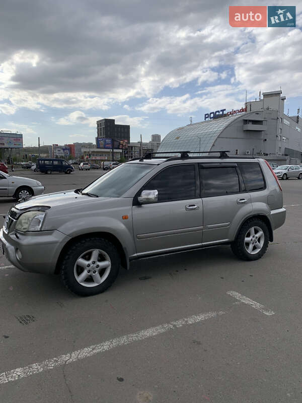 Позашляховик / Кросовер Nissan X-Trail 2002 в Харкові