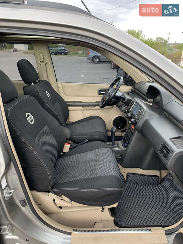 Позашляховик / Кросовер Nissan X-Trail 2002 в Харкові