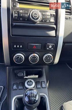 Позашляховик / Кросовер Nissan X-Trail 2011 в 