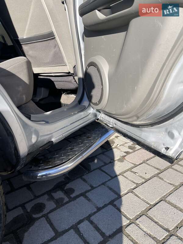 Внедорожник / Кроссовер Nissan X-Trail 2005 в Косове