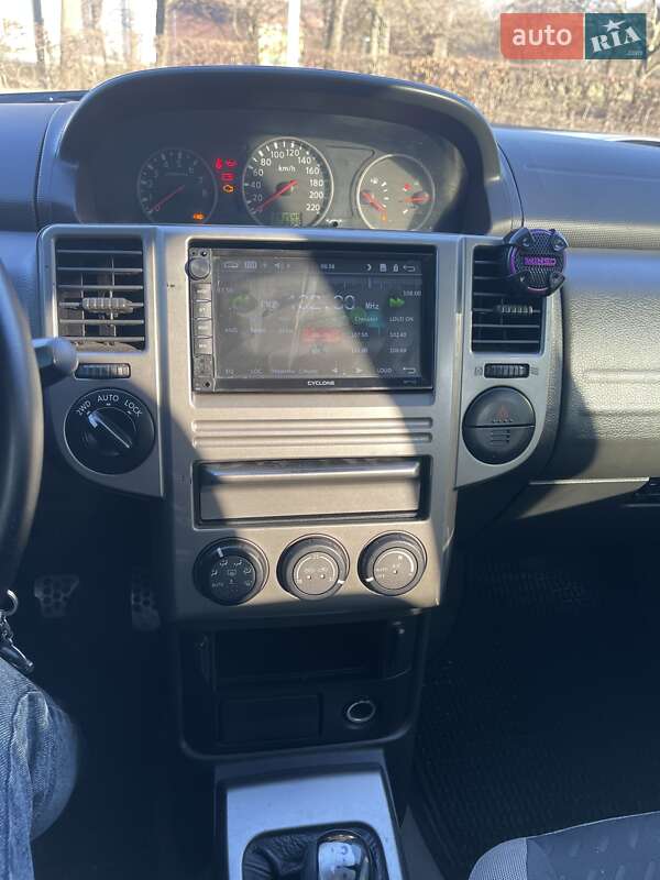 Внедорожник / Кроссовер Nissan X-Trail 2005 в Косове