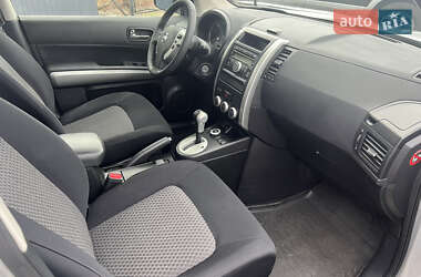 Позашляховик / Кросовер Nissan X-Trail 2010 в 
