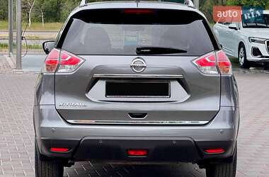 Внедорожник / Кроссовер Nissan X-Trail 2014 в 