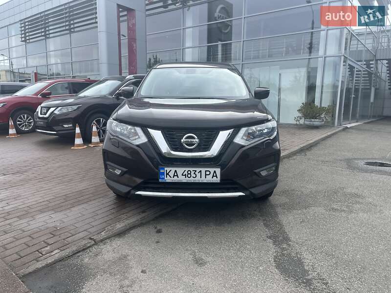 Позашляховик / Кросовер Nissan X-Trail 2020 в 