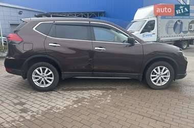 Позашляховик / Кросовер Nissan X-Trail 2020 в 