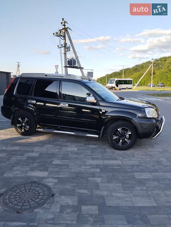 Позашляховик / Кросовер Nissan X-Trail 2005 в Луцьку