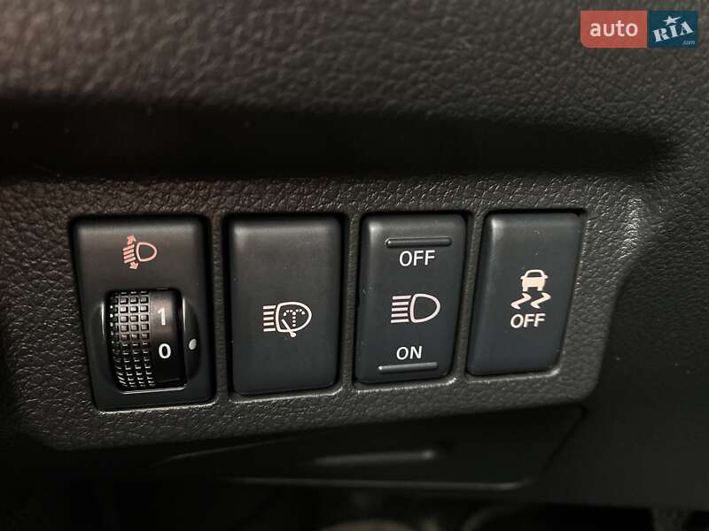Позашляховик / Кросовер Nissan X-Trail 2011 в Києві