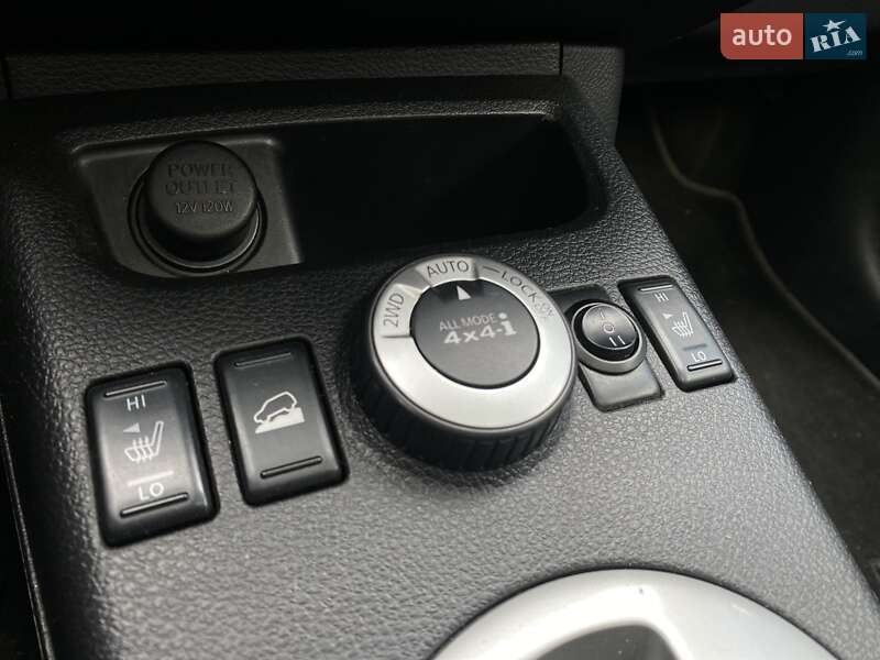 Позашляховик / Кросовер Nissan X-Trail 2011 в Києві