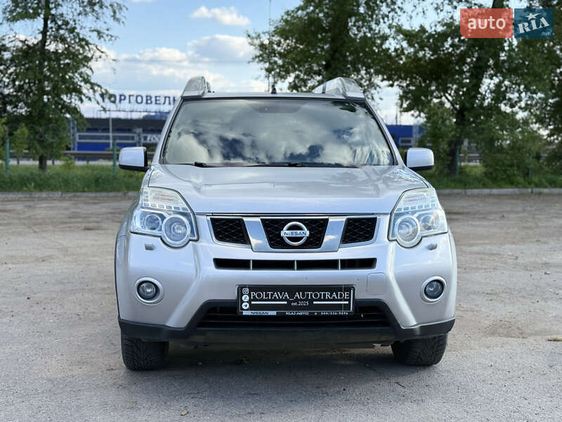 Внедорожник / Кроссовер Nissan X-Trail 2011 в Полтаве