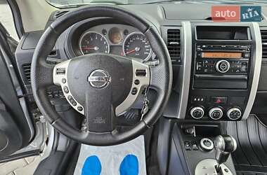 Позашляховик / Кросовер Nissan X-Trail 2010 в 