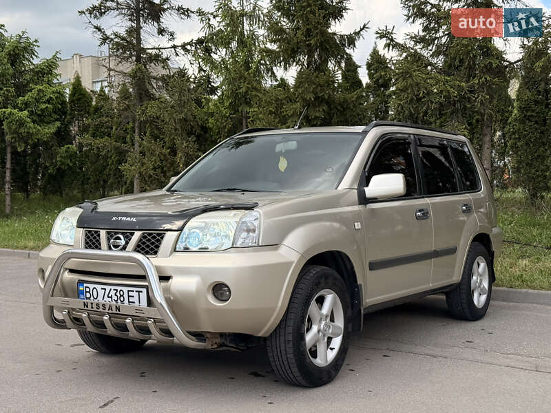 Внедорожник / Кроссовер Nissan X-Trail 2006 в Тернополе