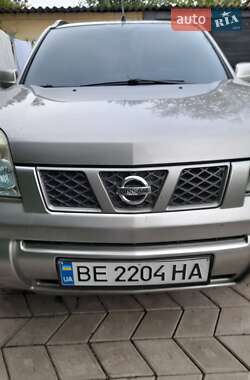 Позашляховик / Кросовер Nissan X-Trail 2004 в 