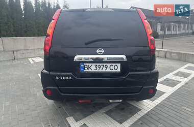 Позашляховик / Кросовер Nissan X-Trail 2007 в 