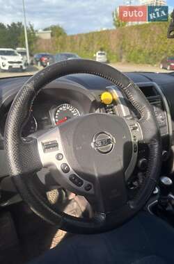 Внедорожник / Кроссовер Nissan X-Trail 2012 в 
