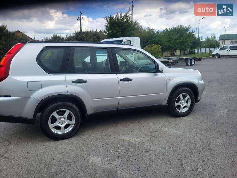 Позашляховик / Кросовер Nissan X-Trail 2008 в Хмельницькому