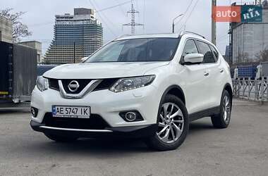 Позашляховик / Кросовер Nissan X-Trail 2017 в 