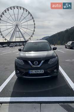 Внедорожник / Кроссовер Nissan X-Trail 2015 в Самборе