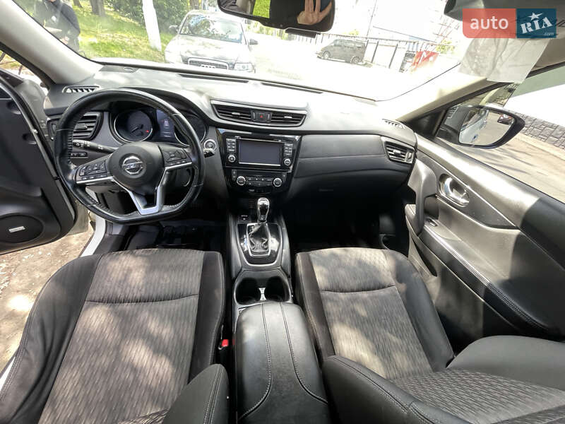 Внедорожник / Кроссовер Nissan X-Trail 2018 в Кривом Роге