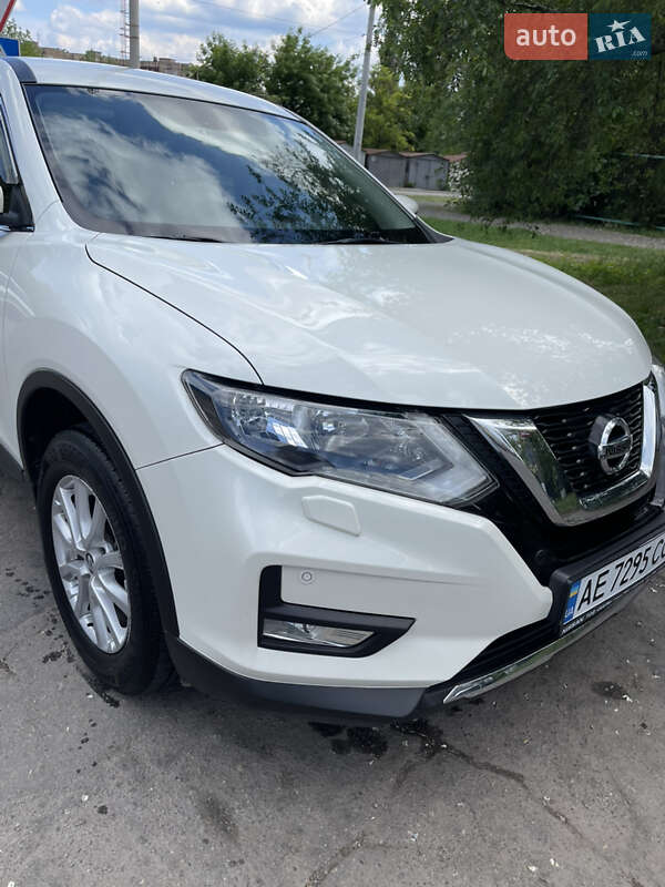 Внедорожник / Кроссовер Nissan X-Trail 2018 в Кривом Роге