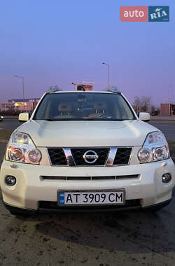 Внедорожник / Кроссовер Nissan X-Trail 2008 в Калуше