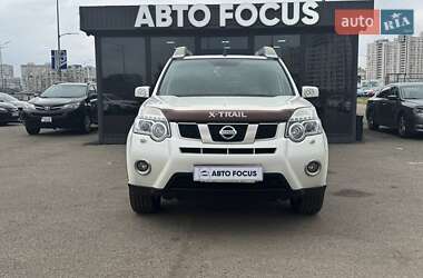 Внедорожник / Кроссовер Nissan X-Trail 2012 в 