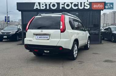 Внедорожник / Кроссовер Nissan X-Trail 2012 в 