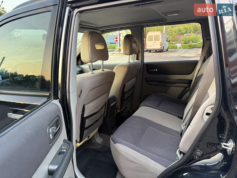 Позашляховик / Кросовер Nissan X-Trail 2007 в Кременці