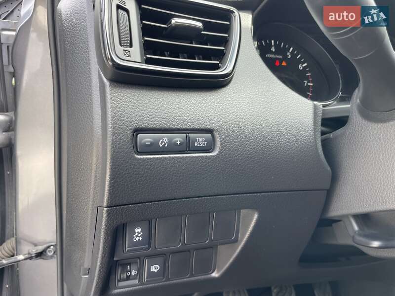 Внедорожник / Кроссовер Nissan X-Trail 2021 в Виннице