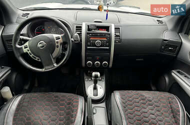 Позашляховик / Кросовер Nissan X-Trail 2012 в 