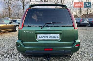 Внедорожник / Кроссовер Nissan X-Trail 2001 в 