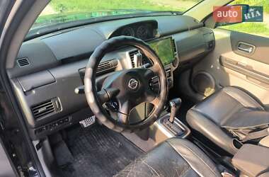 Внедорожник / Кроссовер Nissan X-Trail 2005 в 