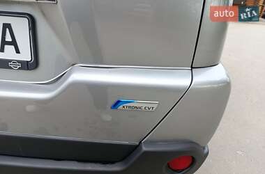 Позашляховик / Кросовер Nissan X-Trail 2010 в 