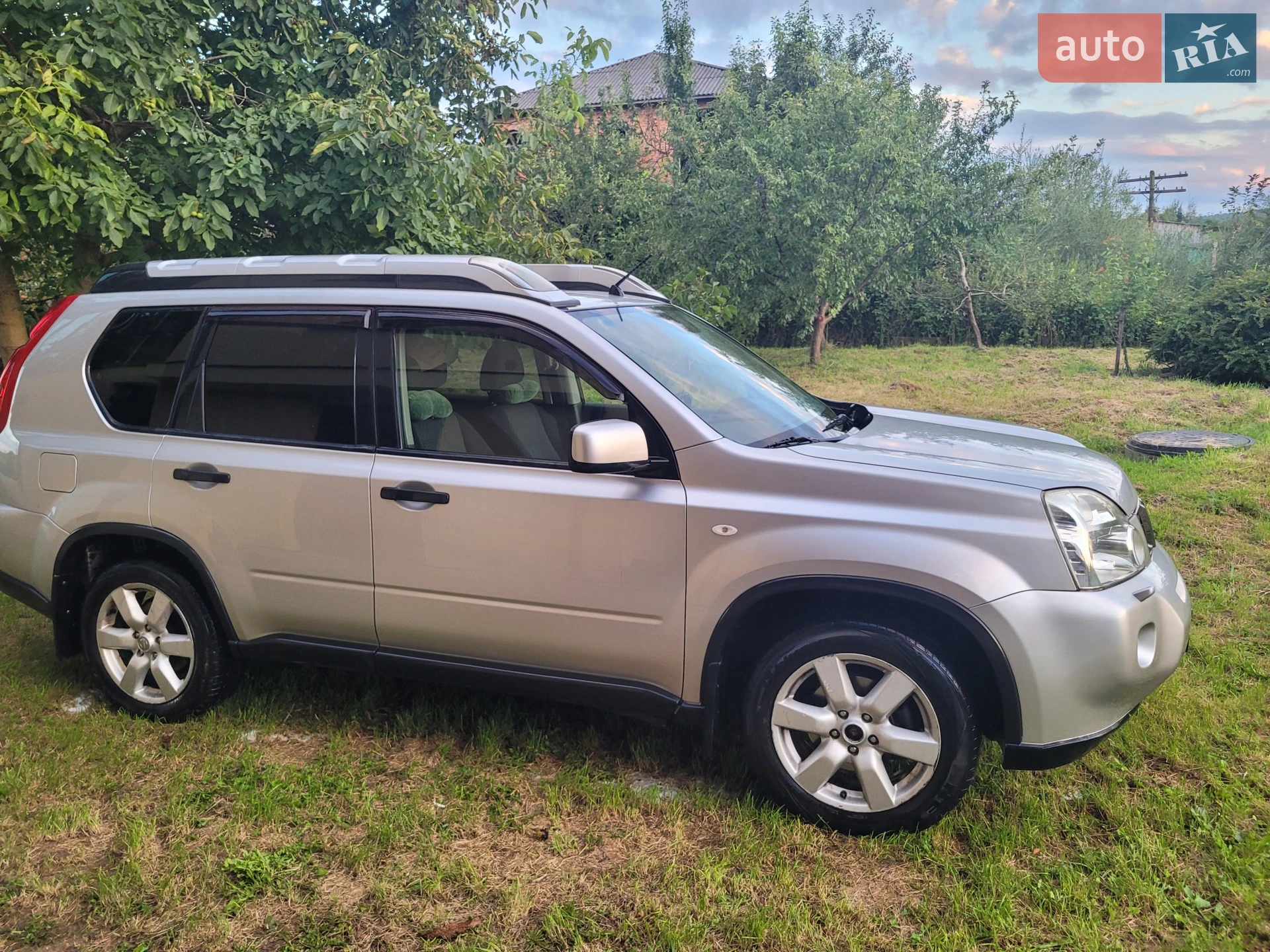 2010 Nissan X-Trail - мініатюра 2