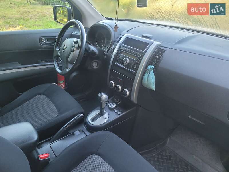 Внедорожник / Кроссовер Nissan X-Trail 2010 в Львове