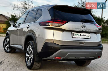 Позашляховик / Кросовер Nissan X-Trail 2024 в 