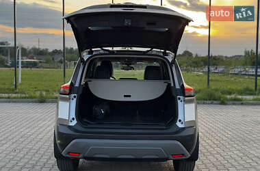 Позашляховик / Кросовер Nissan X-Trail 2024 в 