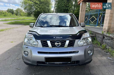 Внедорожник / Кроссовер Nissan X-Trail 2010 в 