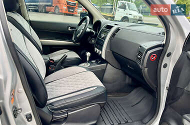 Внедорожник / Кроссовер Nissan X-Trail 2010 в 