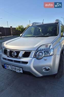 Внедорожник / Кроссовер Nissan X-Trail 2012 в Ходорове