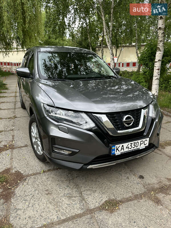 Внедорожник / Кроссовер Nissan X-Trail 2021 в 