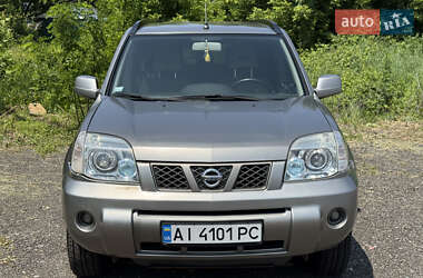 Позашляховик / Кросовер Nissan X-Trail 2006 в 