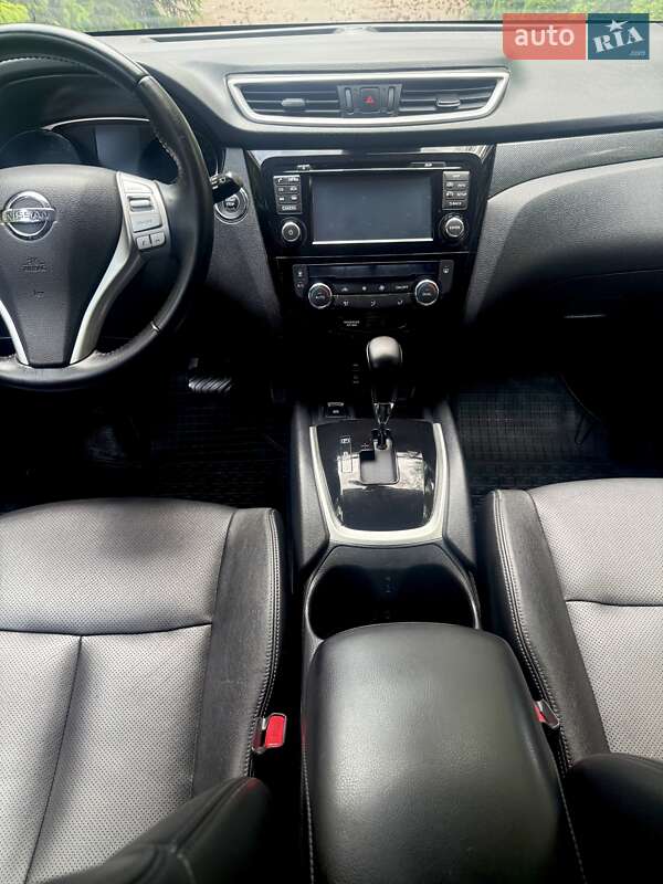 Внедорожник / Кроссовер Nissan X-Trail 2016 в Киеве