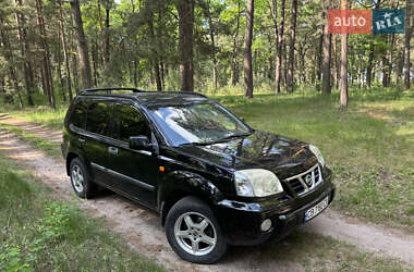 Внедорожник / Кроссовер Nissan X-Trail 2003 в 